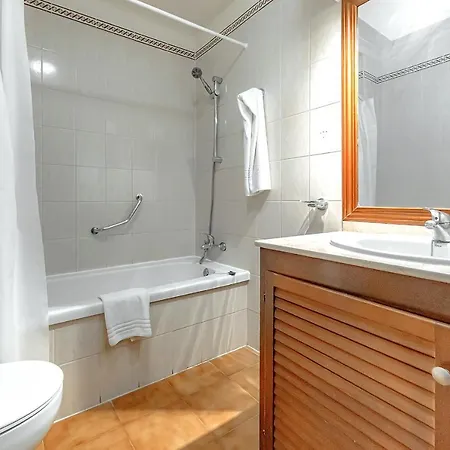 Apto con Piscina, Terraza Privada&AC